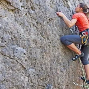 ۵ تمرین سنگ نوردی برای انجام در خانه (بدون نیاز به باشگاه)