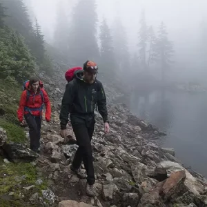 5 نکته کلیدی در مورد کوه پیمایی در باران