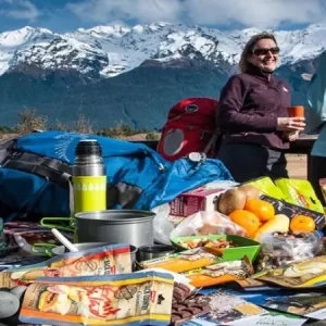 در کوهنوردی، چه غذایی بخوریم؟