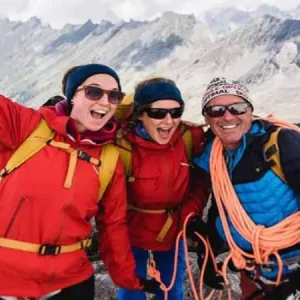 10 دلیل برای کوهنوردی با دوستان