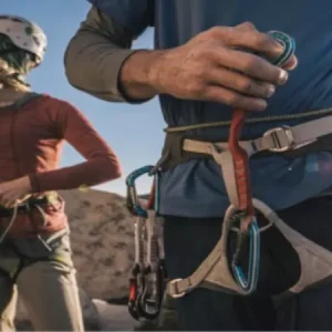 نحوه ی صحیح بستن هارنس های کوهنوردی و سنگ نوردی