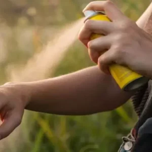 چگونه از اسپری های دافع حشرات استفاده کنیم ؟