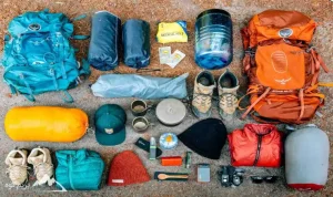 لیست کامل تجهیزات کوهنوردی در فصل بهار