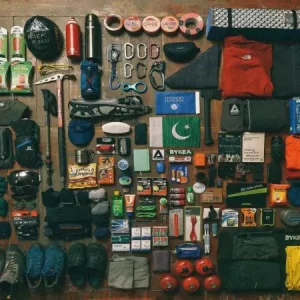 لیست وسایل کوهنوردی: این 20 آیتم رو جا نذار!