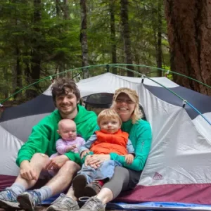 چه طوری همراه با کودکمان کمپ بزنیم ؟