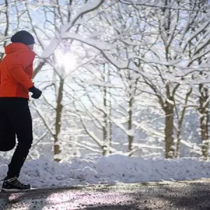 راهنمای مبتدی‌ها برای پیاده روی در برف