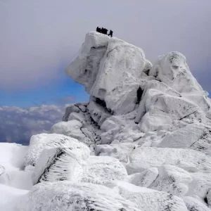 راهنمای صعود به قله الوند