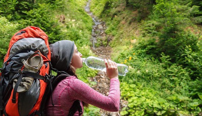 فواید نوشیدن آب در کوهنوردی