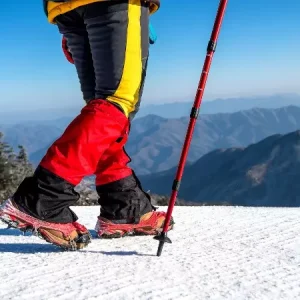 کرامپون چیست؟|معرفی انواع یخ شکن ها[نحوه بستن،راهنمای خرید]