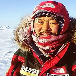 پارک یانگ سئوک نخستین فاتح ۳ قطب+ ۸۰۰۰متری ها + ۷ قله اقلیم