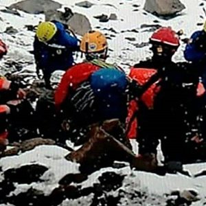 ۳ جان باخته و ۳ مفقود در اثر ریزش بهمن در بام اکوادور