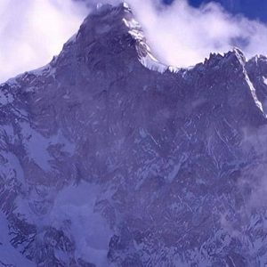 انبوه برف سد راه آلپینییست ها در جانو