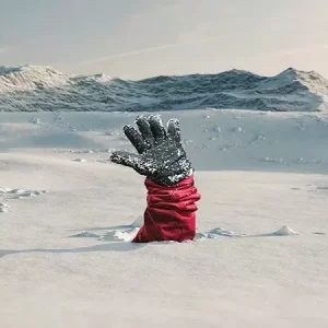 ریزش بهمن[چیست و چگونه از بهمن برف نجات پیدا کنیم؟]