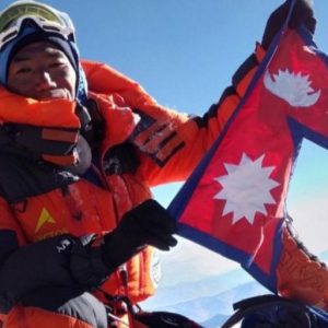 صعود به «بام دنیا» تا ۵۲ سالگی! «اورست» مهیای صعود سایرین