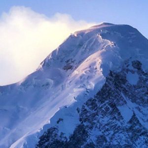 نخستین فرود با اسکی