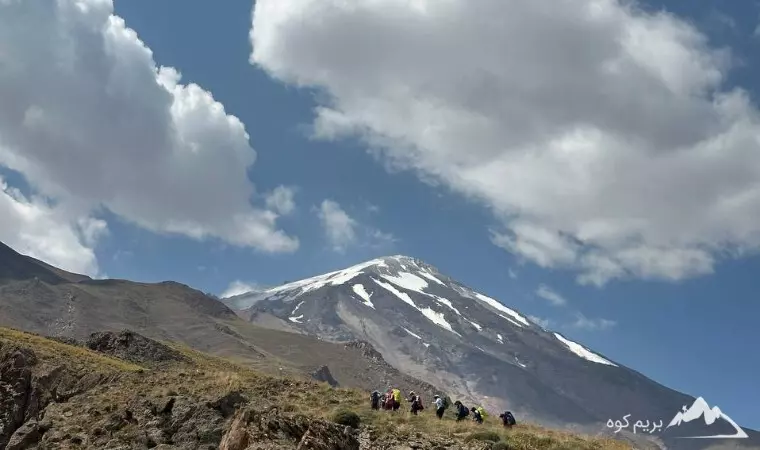 کوه دماوند در طرح سیمرغ