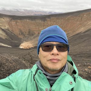 اسکارف کوهنوردی | راهنمای نحوه بستن دستمال سر کوهنوردی