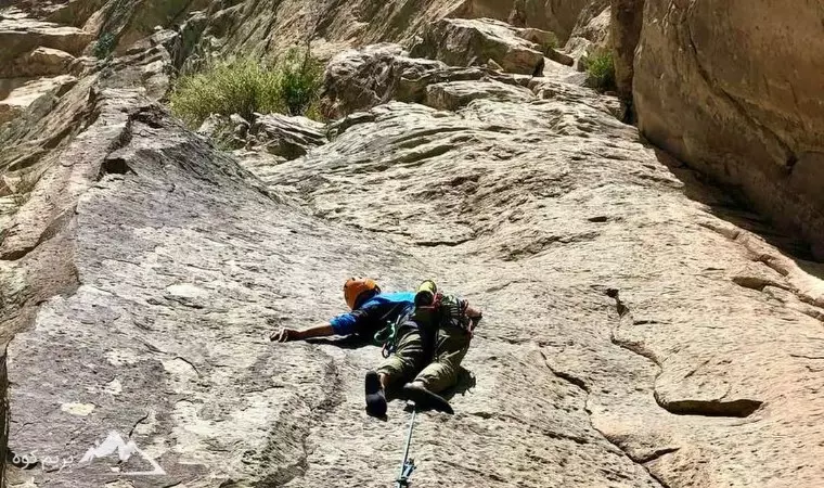 مسیرهای سنگنوردی پل خواب