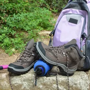 لیست وسایل کوهنوردی یک روزه در تابستان