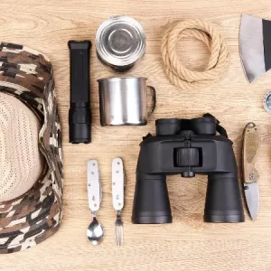 وسایل دفاعی کوهنوردی : 40 ابزار ضروری برای ایمنی در طبیعت