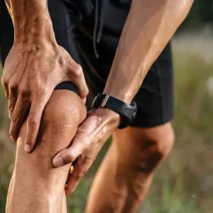 عوارض کوهنوردی برای زانو: 10 آسیبی که باید جدی بگیرید!