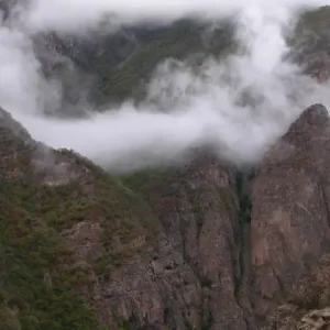 قله‌های جاده چالوس (معرفی، مسیرها و راهنمای صعود)