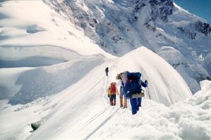 هشدار هلال احمر: بارش‌های شدید، برف و سیل در راه؛ از ارتفاعات دوری کنید